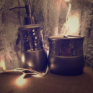 Gothy chic soap dispenser and toothbrush holder